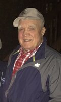 Ray  MacKinnon